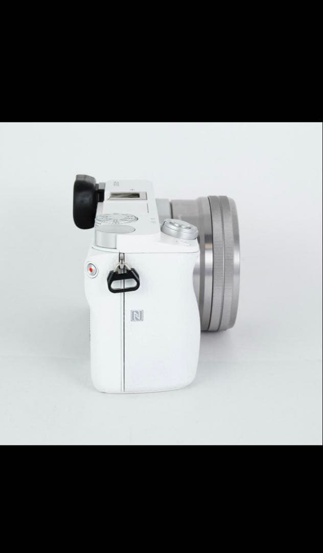 SONY α6000美品 ミラーレスカメラ - WHITE