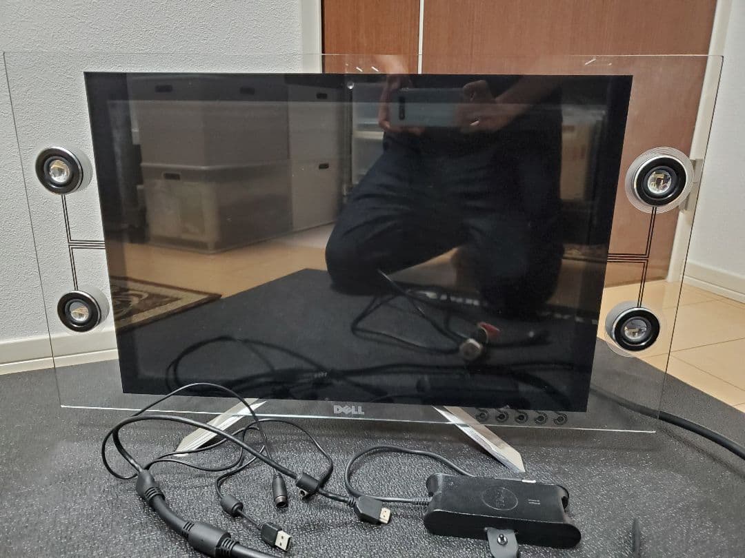 ★レア　2008年製　DELL　Crystal LCDディスプレイ　ガラス製