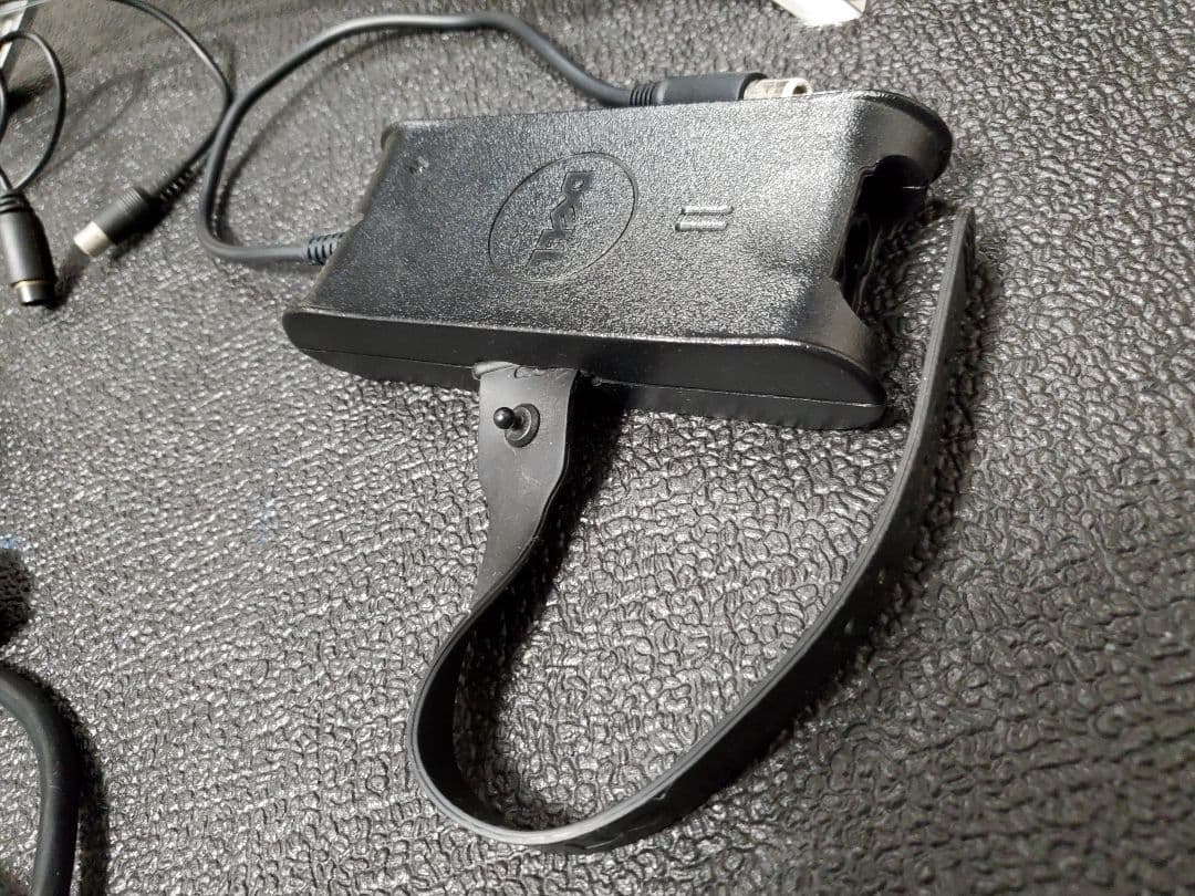 ★レア　2008年製　DELL　Crystal LCDディスプレイ　ガラス製