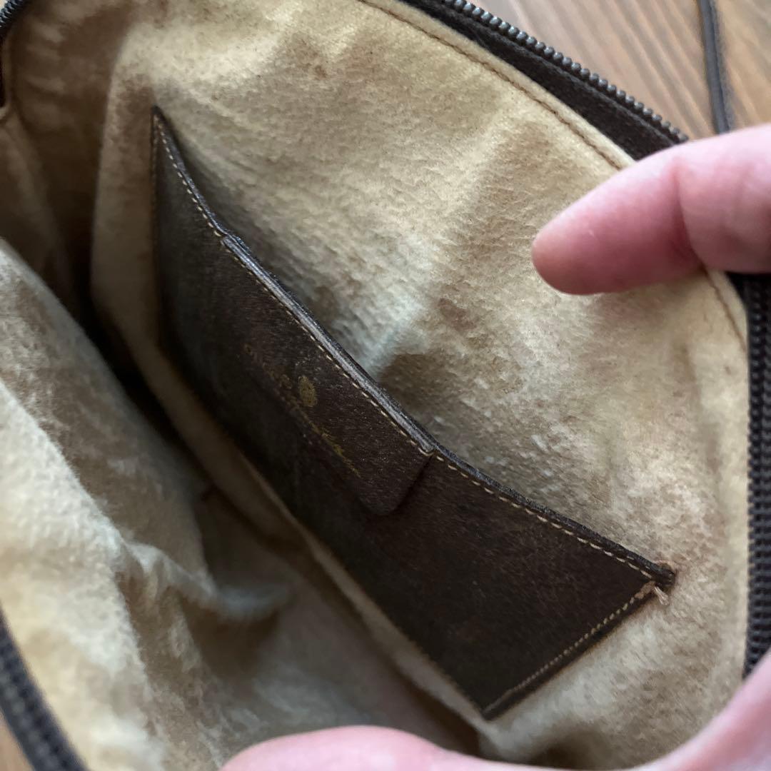 グッチ　ショルダーバック