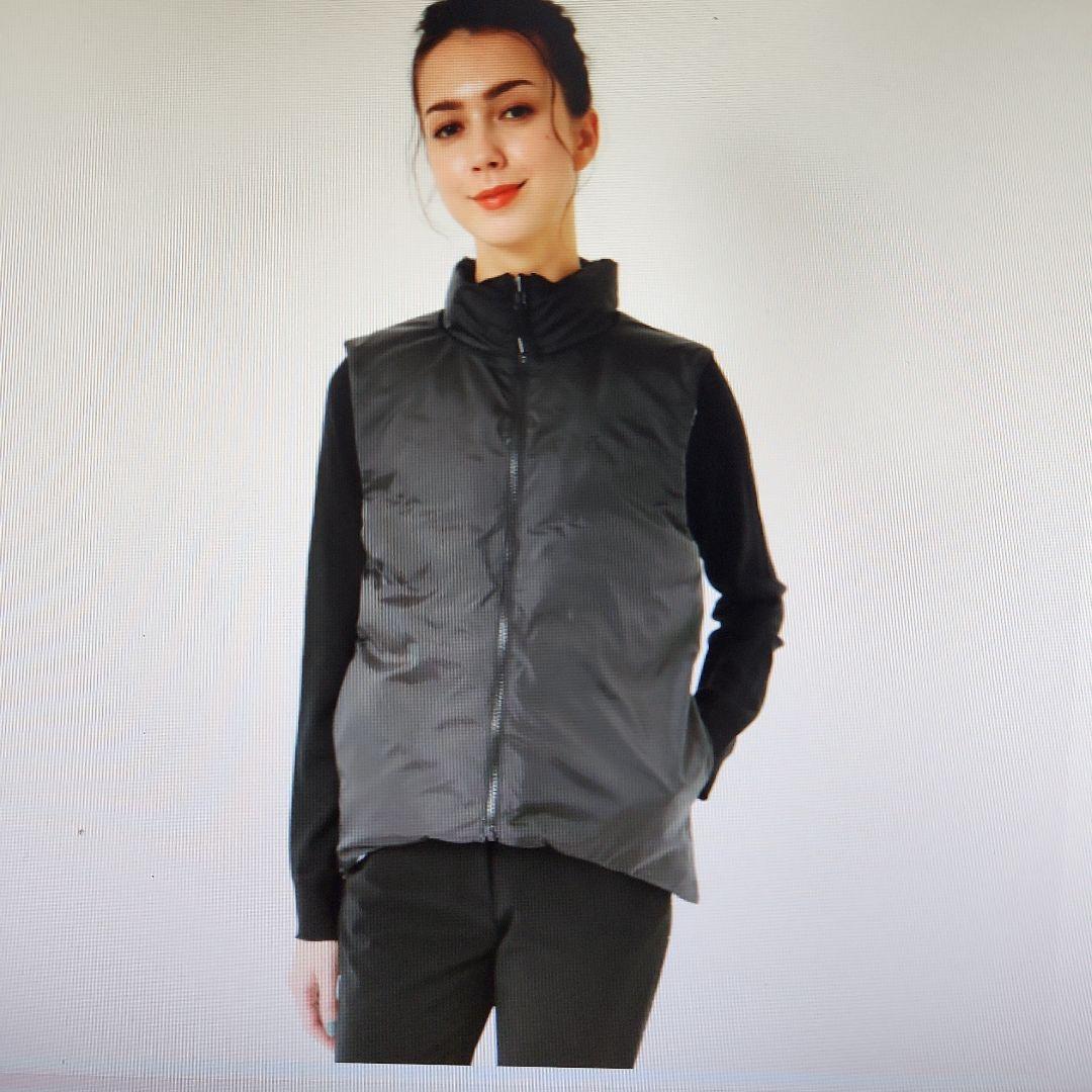 レオナールスポーツ ダウンベスト