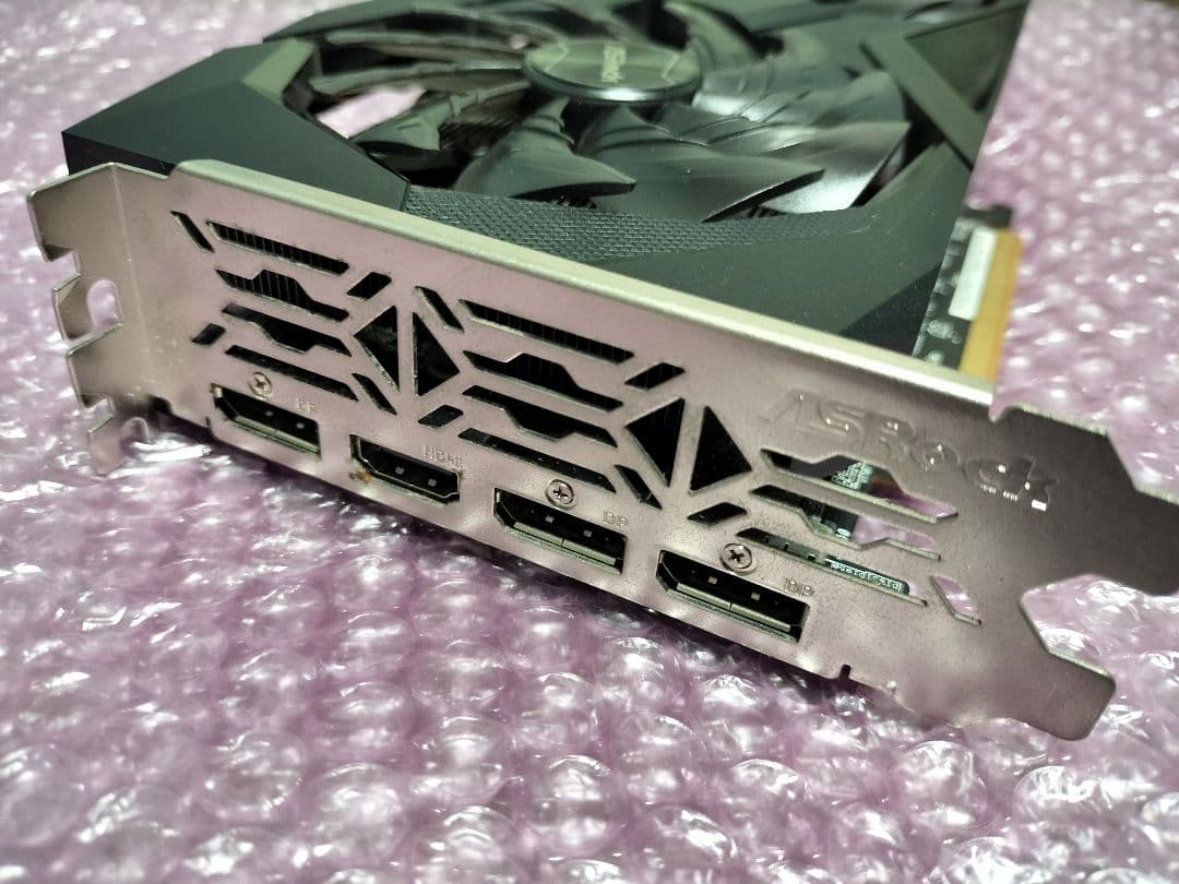 ASRock RX6600XT 起動確認済