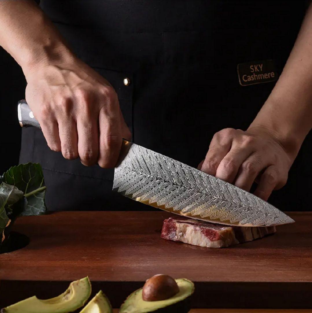 【新作】牛刀　VG10　73層ダマスカス鋼　赤柄