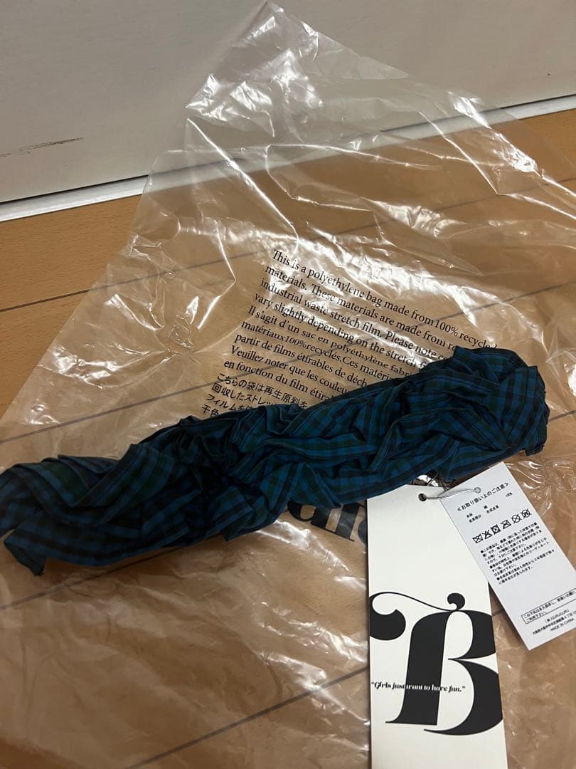 新品未使用品⭐︎ファミリア⭐︎bibiy⭐︎ハンドバッグ ⭐︎ハンドストラップ付き