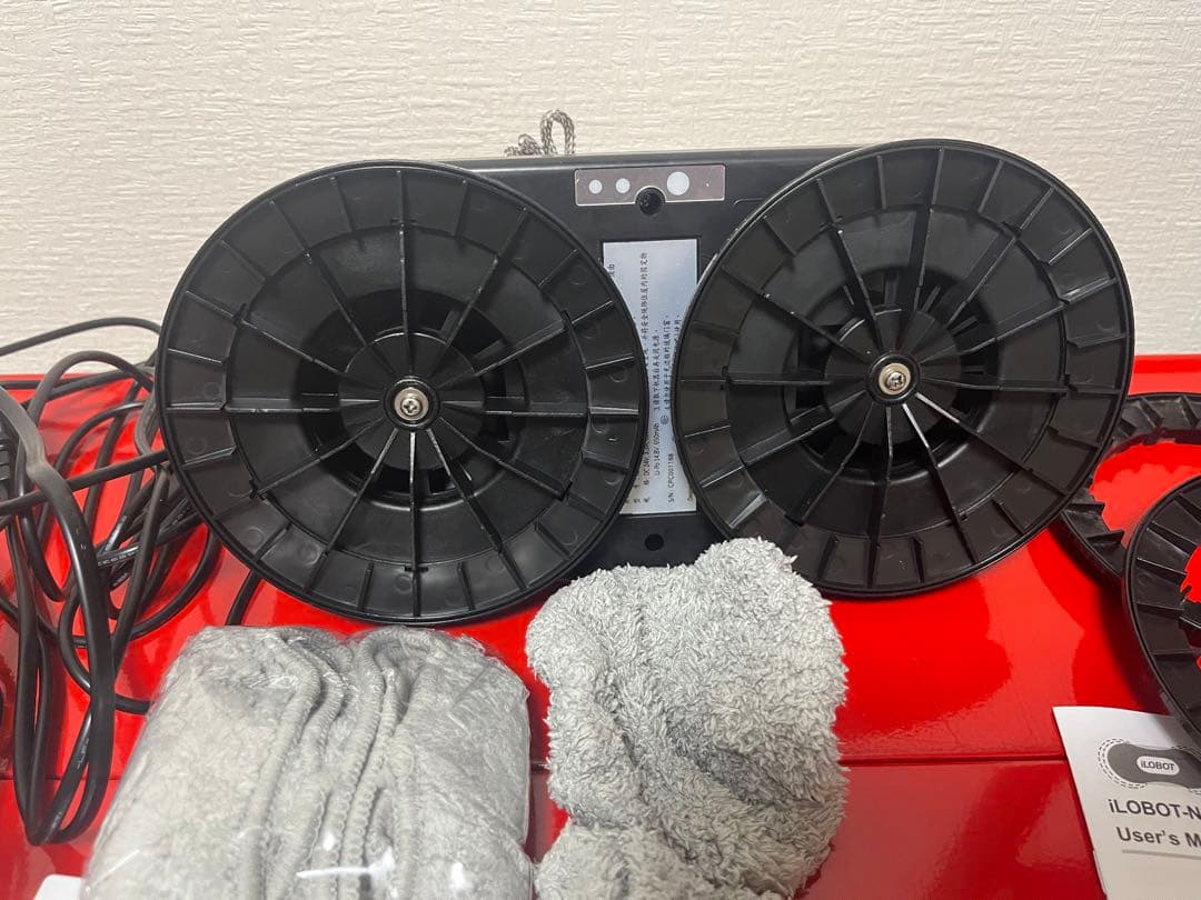 窓拭きロボット　2回使用　⭐︎値下げ交渉可⭐︎