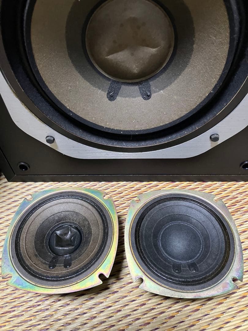 【3日間の決算バーゲン】《完動品》 ダイアトーンDS-28B 3ウェイ。　②Ｌ側