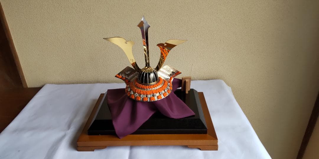 兜 剣付置物 剣付き 純銀 3号 金銀工芸家・伝統工芸士 武比古作