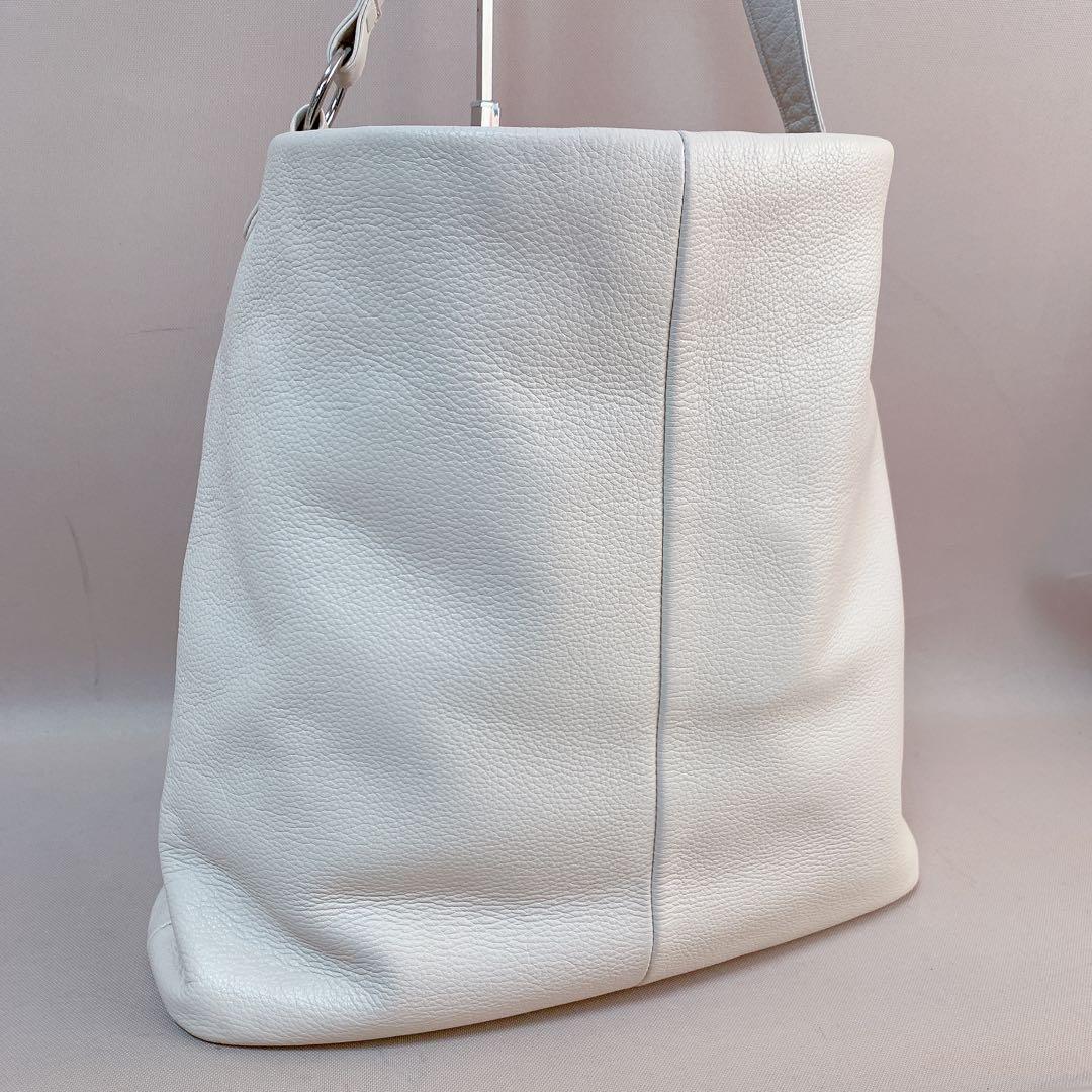 【そら。】russet ソフトレザーワンショルダーバッグ アイボリー