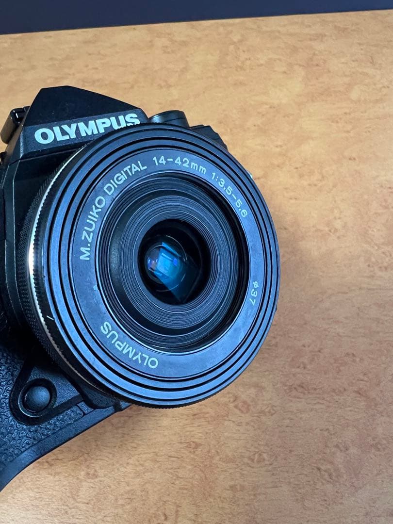 OLYMPUS OM-D E-M5 MarkⅢ