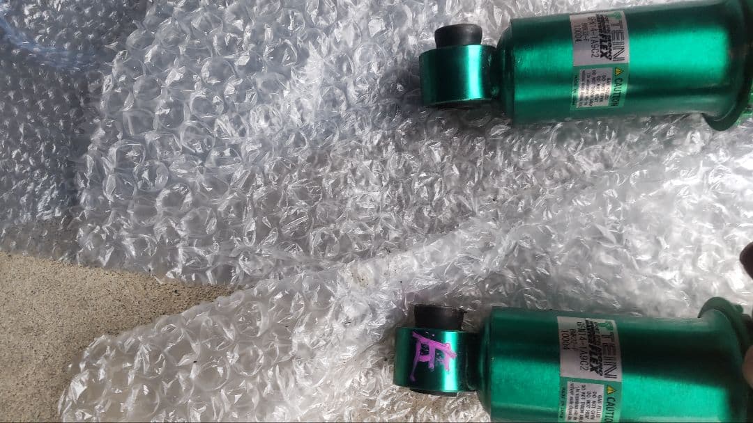 BNR32用テイン車高調 1本オイル漏れ有り