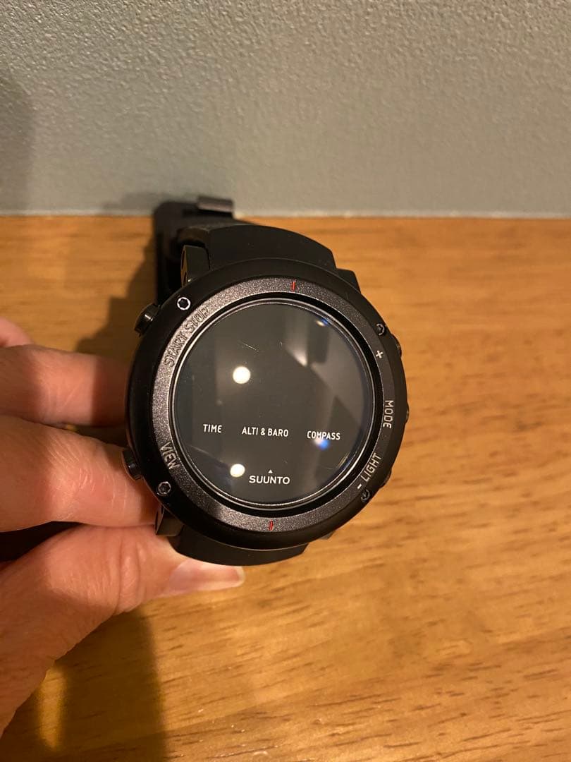 SUUNTO アウトドア時計 ブラック