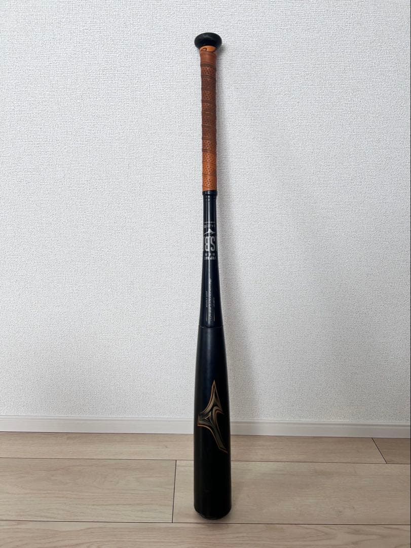 ビヨンドマックス　レガシー83cm バットとケースセット