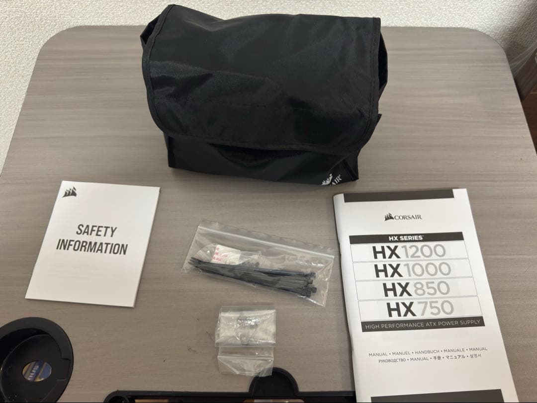 CORSAIR HX1200 1200W PLATINUM 電源ユニット