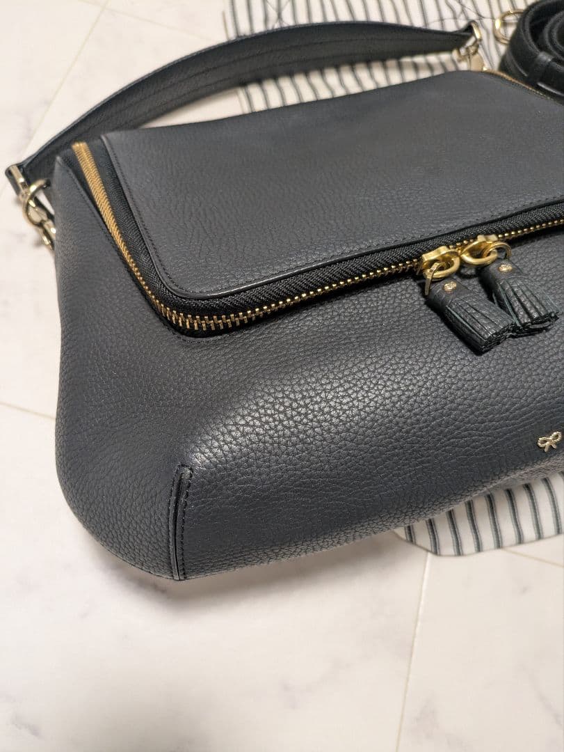 アニヤハインドマーチ　マキシジップサッチェル　ブラック　2way クロスボディ