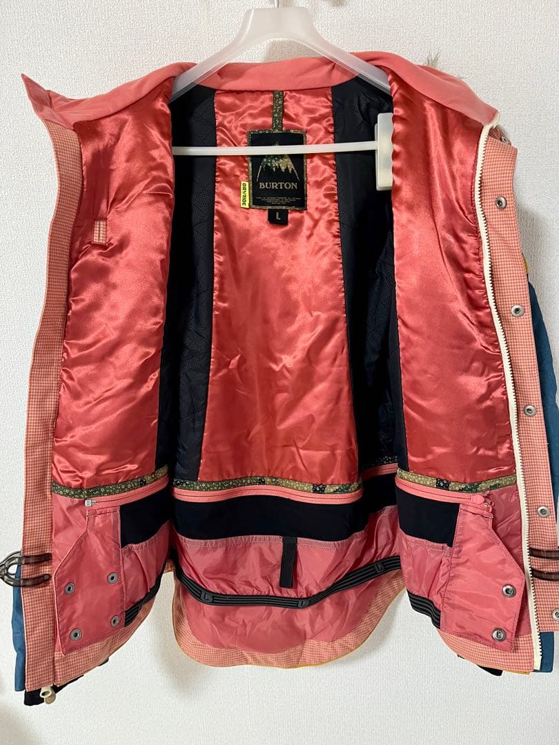 ◆Burton バートン　レディース　スノージャケット　L 土曜発送★