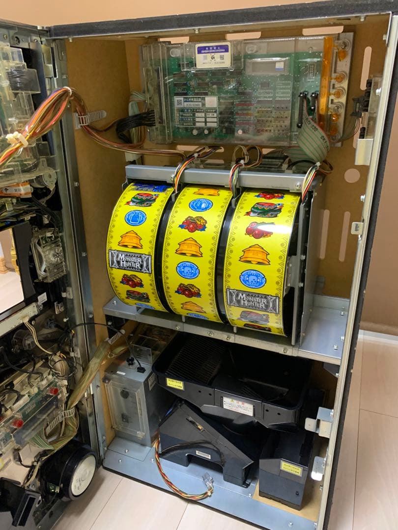 モンスターハンター 月下雷鳴　スロット　実機　送料無料　5号機