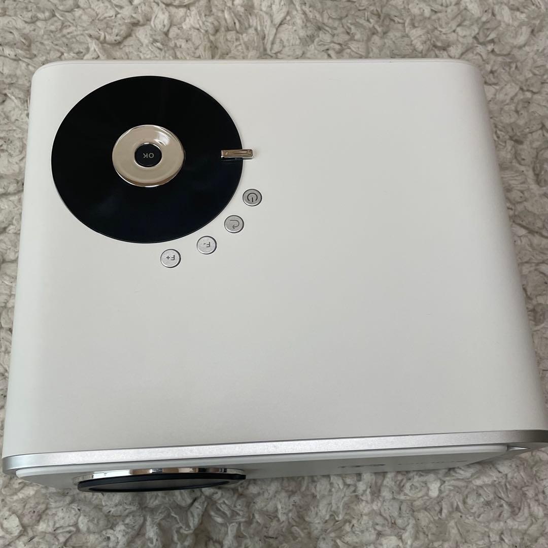 【美品】WiMius p63 プロジェクター