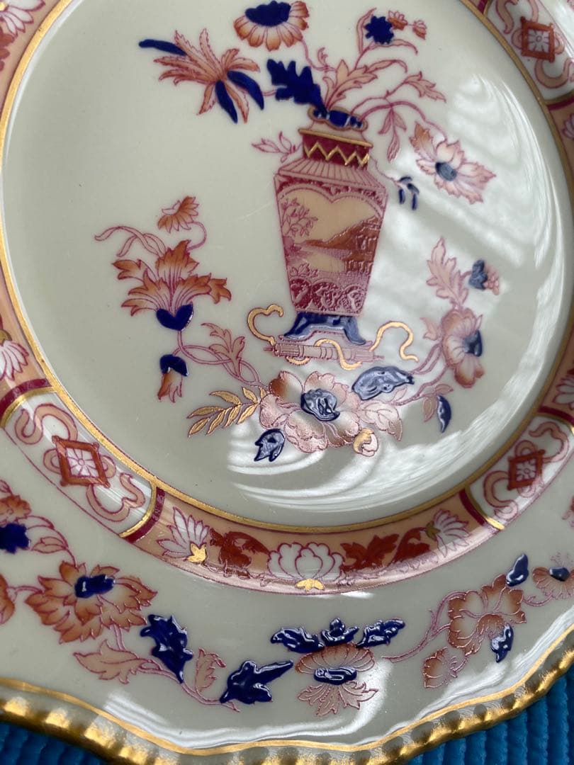 ロイヤルドルトン　プレート　一枚