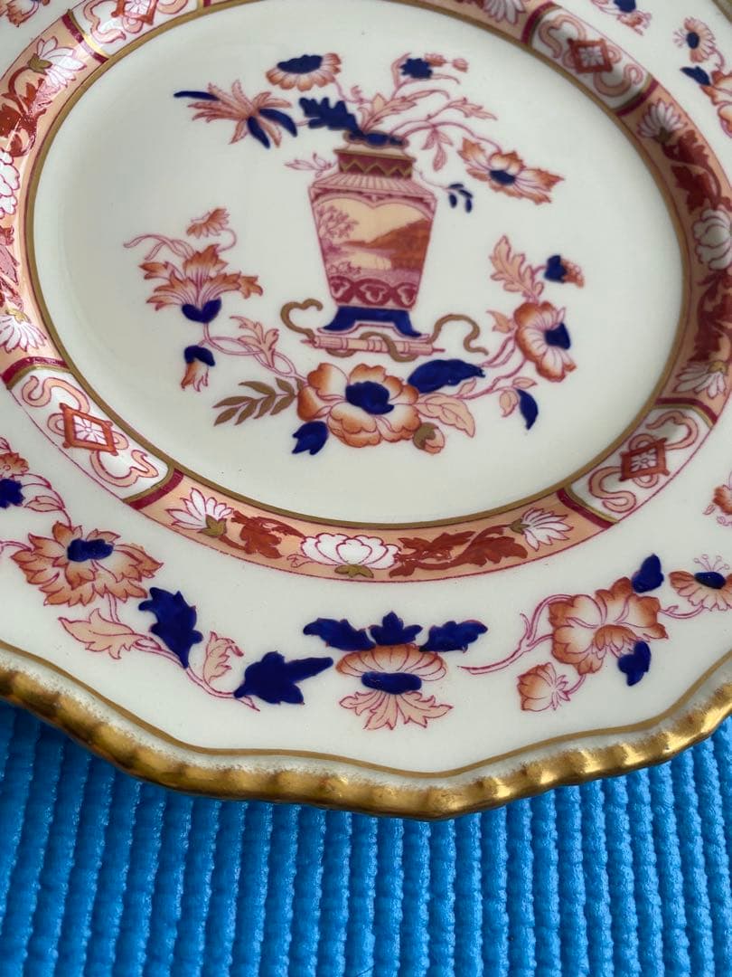 ロイヤルドルトン　プレート　一枚