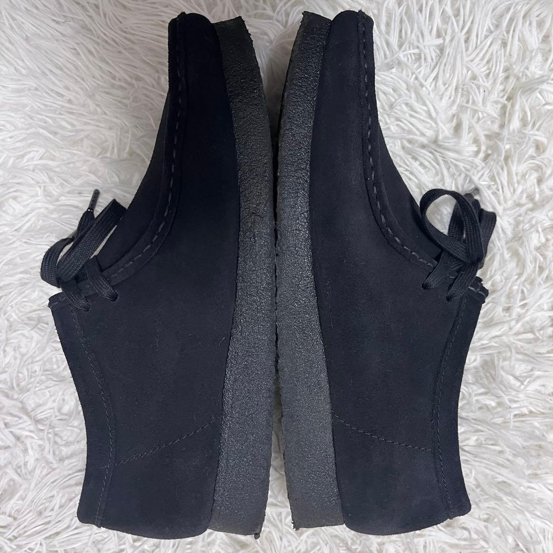 美品 クラークス US9 ワラビー モカシンシューズ スエード ブラック