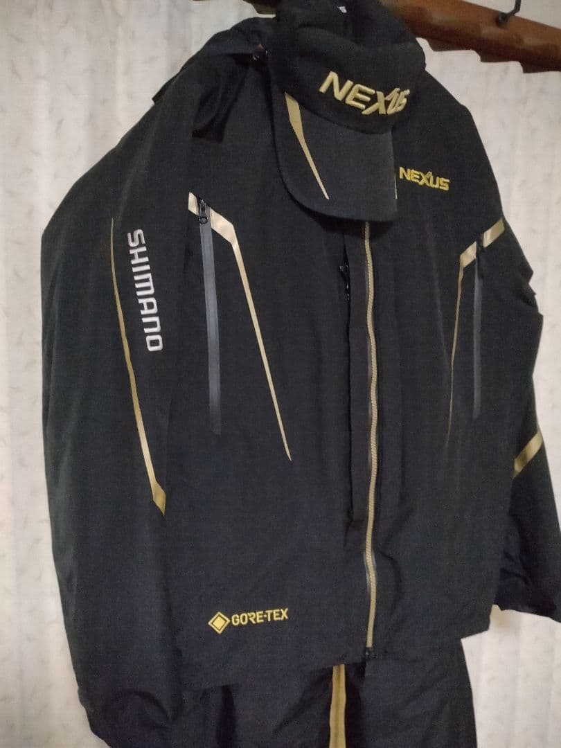 超美品　シマノ NEXUS ウォームスーツ　GORE-TEX　防寒着LL　ウェア
