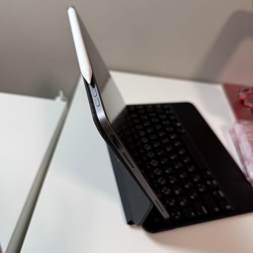 iPad Air 第5世代 （純正Apple Pencil）付き