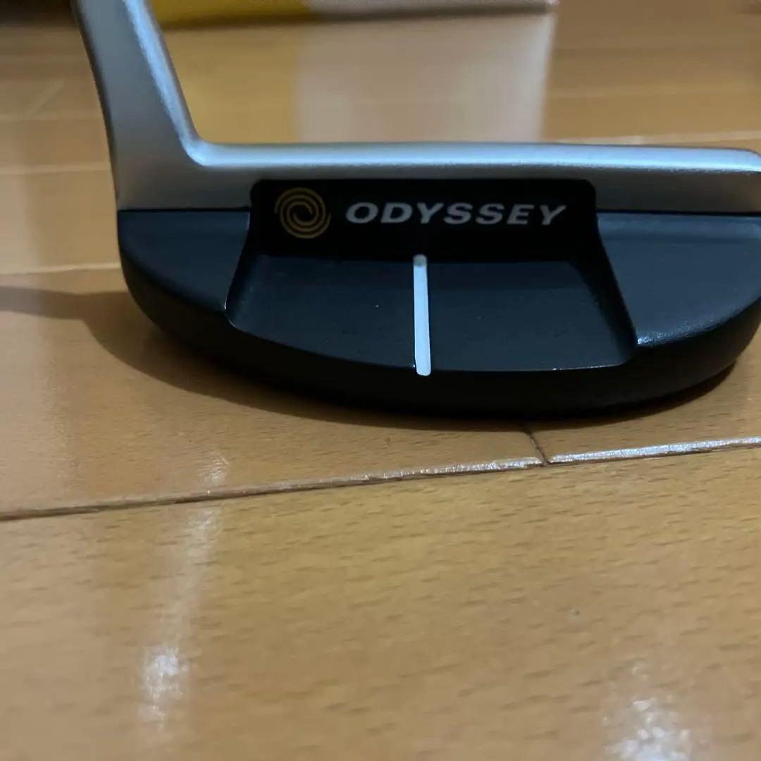 Odyssey パター 33インチ