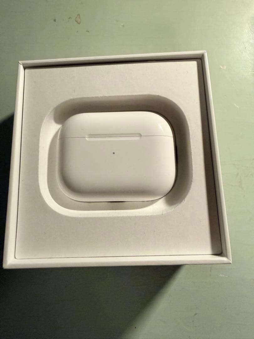 AirPods Pro 第二世代　本体 充電ケース付き左耳のみ