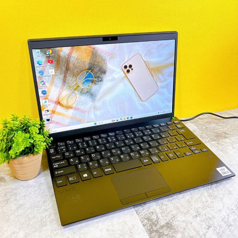 小型軽量❣第10世代Coreⅰ5✨SSDで快適✨Win11 カメラ付き フルHD