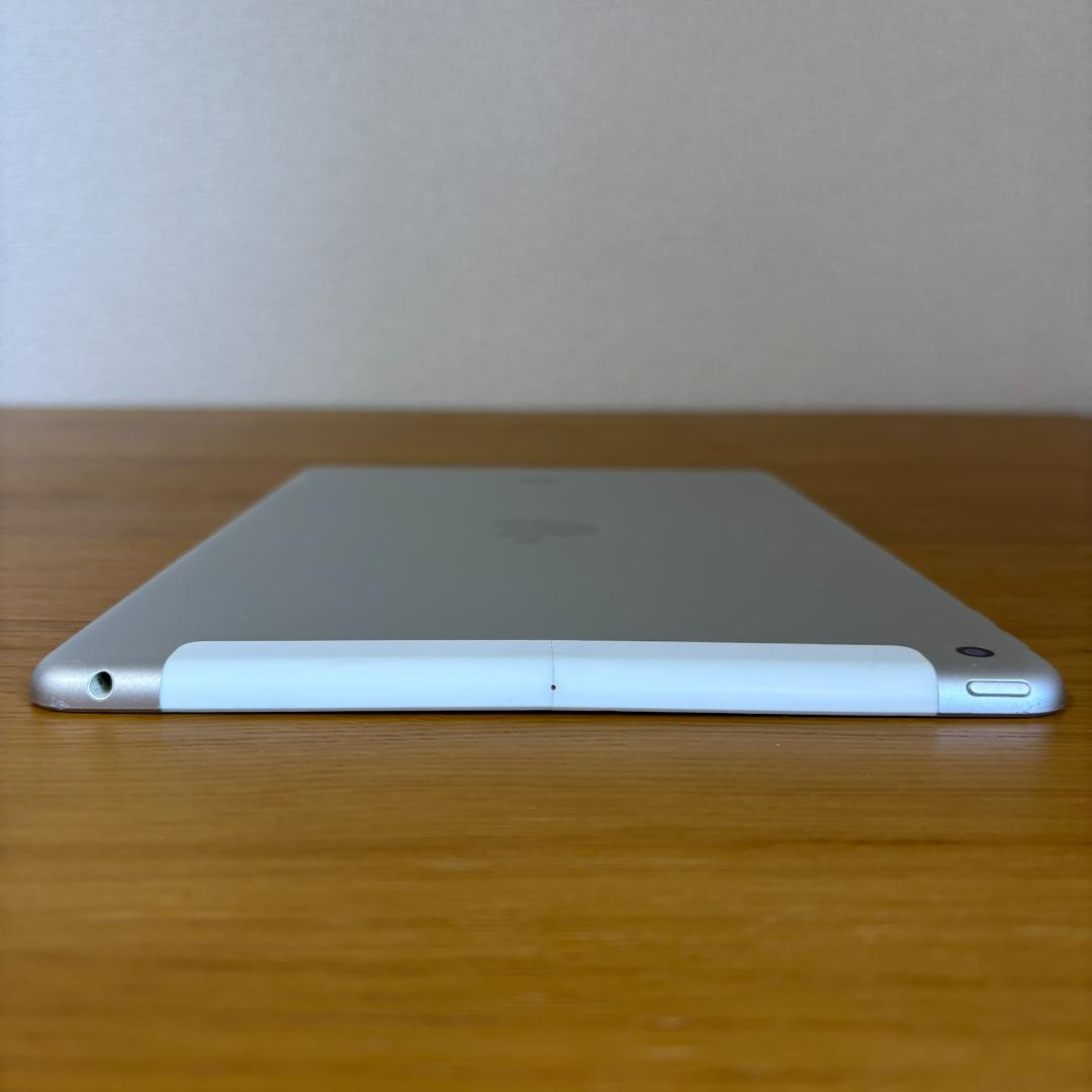 【SIMフリー】iPad 第6世代 128GB シルバー／動作確認済み