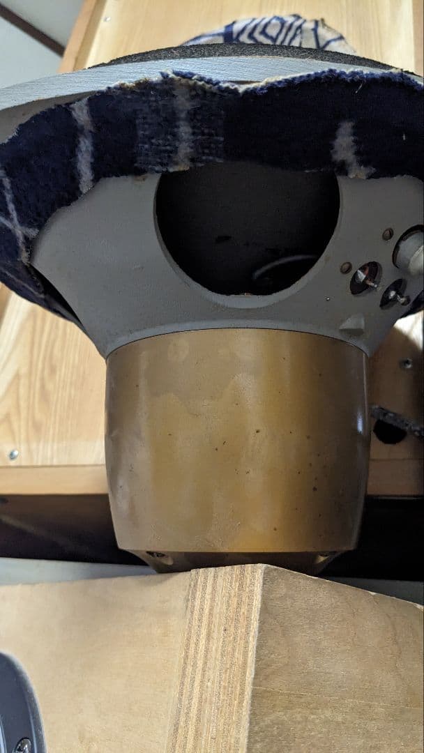 TANNOY MONITOR GOLD LSU/HFⅢ.LZ/8/U 2台