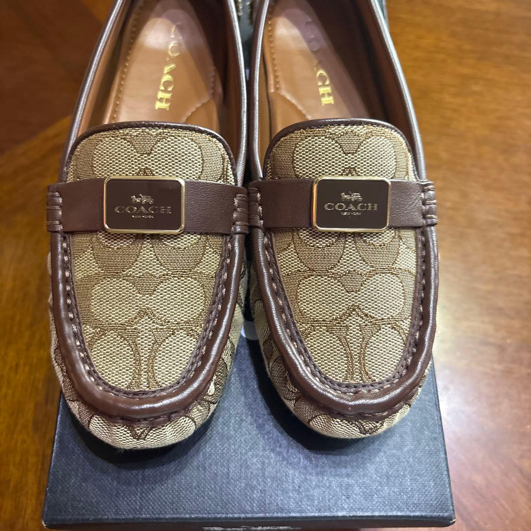 ポ*吉様 COACH ローファー ベージュ/ブラウン（箱付き）
