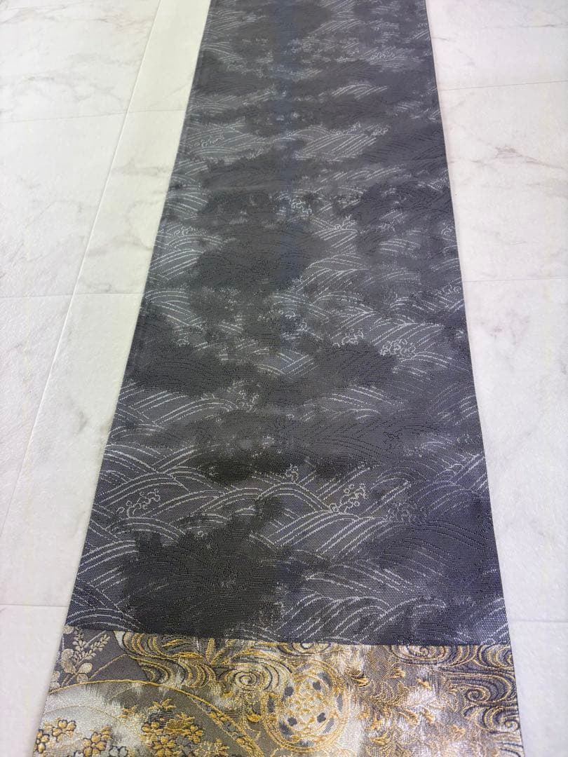 袋帯 六通 扇 松 菊 紅葉 牡丹 流水 唐織 刺繍