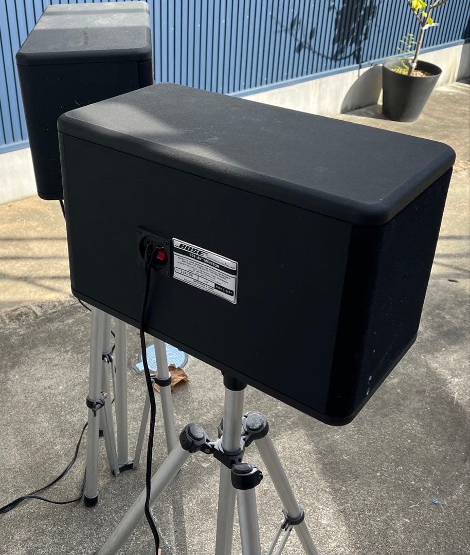 BOSE ボーズ ペア　脚付　スピーカー