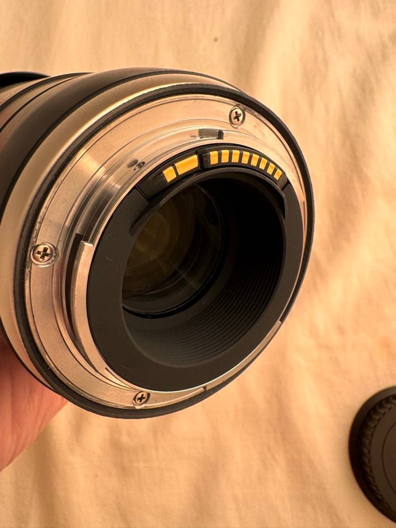 TAMRON 70-210mm F/4 Di VC USD レンズ