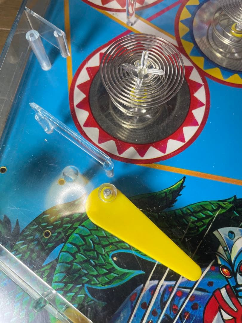 希少　バンダイ　アクションボール　ピンボール　ウルトラマンエース　電動