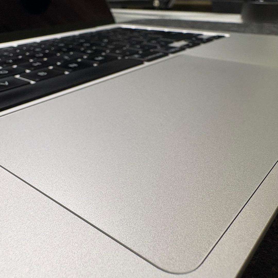 MacBook本体 Macbook Air M2 | 16GB | 256GB