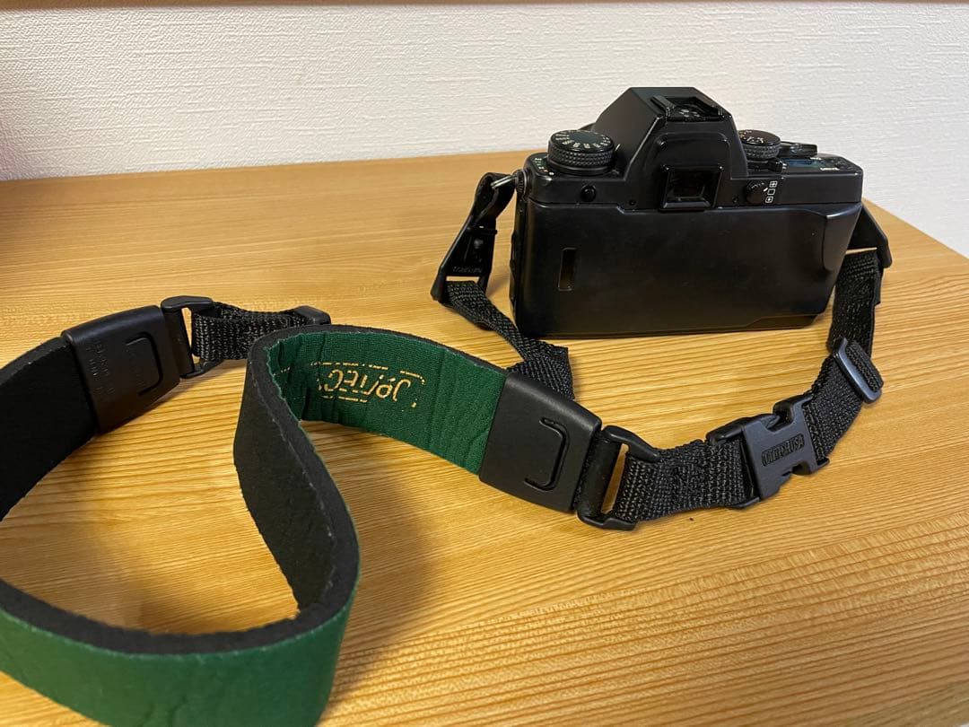 CONTAX Aria 一眼レフカメラ レンズ付き