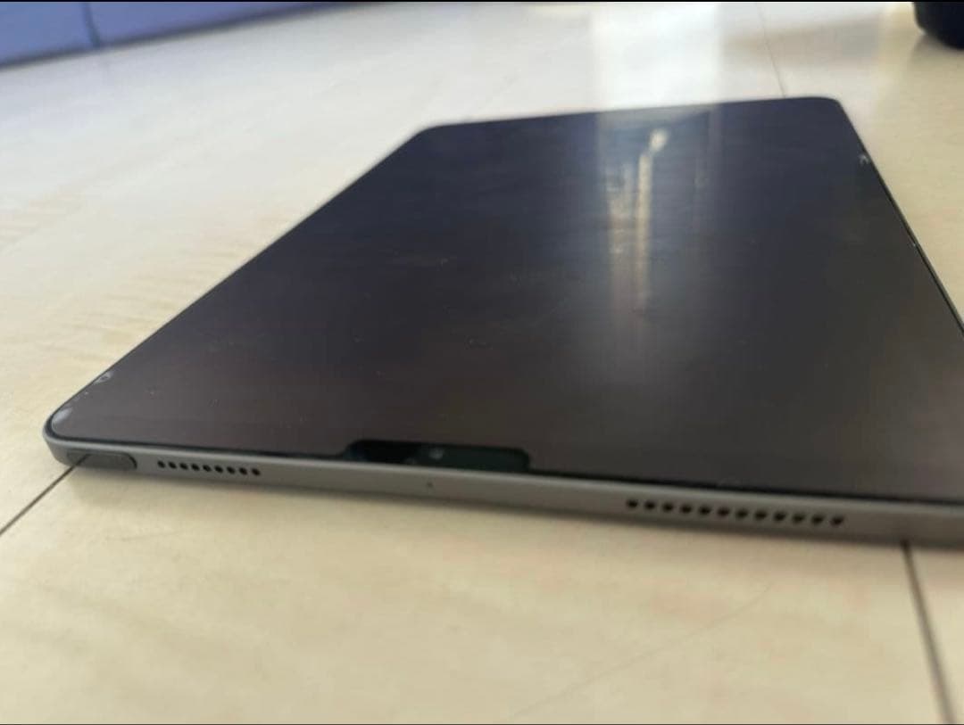 iPad Air 第四世代　256GB　画面割れあり