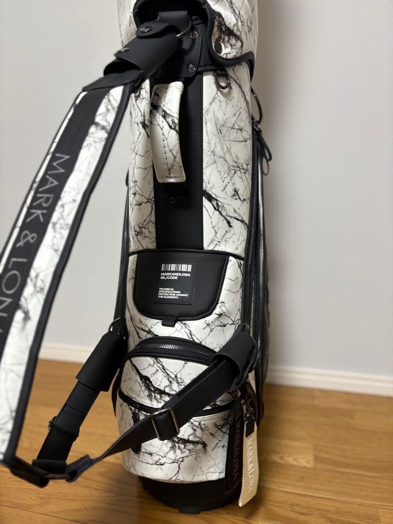 マークアンドロナ　キャディバッグ