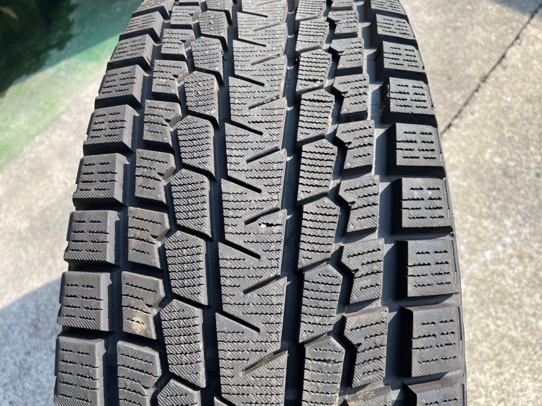 235/70R16 M14 GMC タホ スタッドレスタイヤホイール‼️バラ売り可