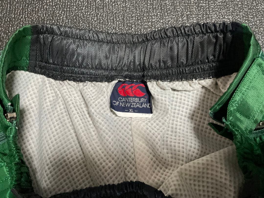 90s人気No1デザイン　 Canterbury 最高級ウィンドブレーカー　新品