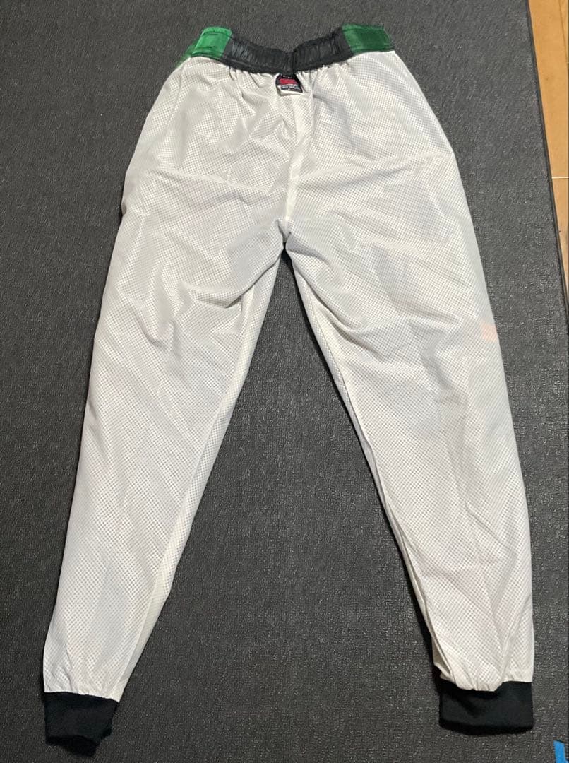 90s人気No1デザイン　 Canterbury 最高級ウィンドブレーカー　新品