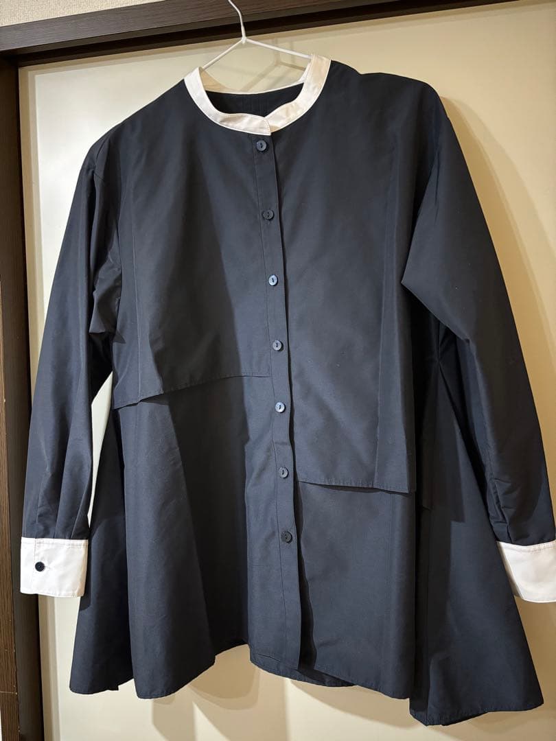 断捨離中　アンプレガント　クレリック　シャツ