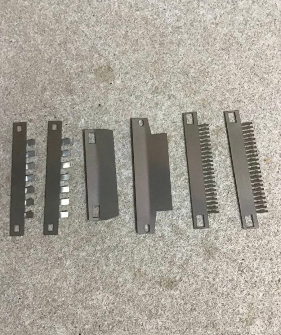 小野式製麺機1型　両刃用　ステンレス櫛刃(2.2mm・6.3mm) オリジナル②
