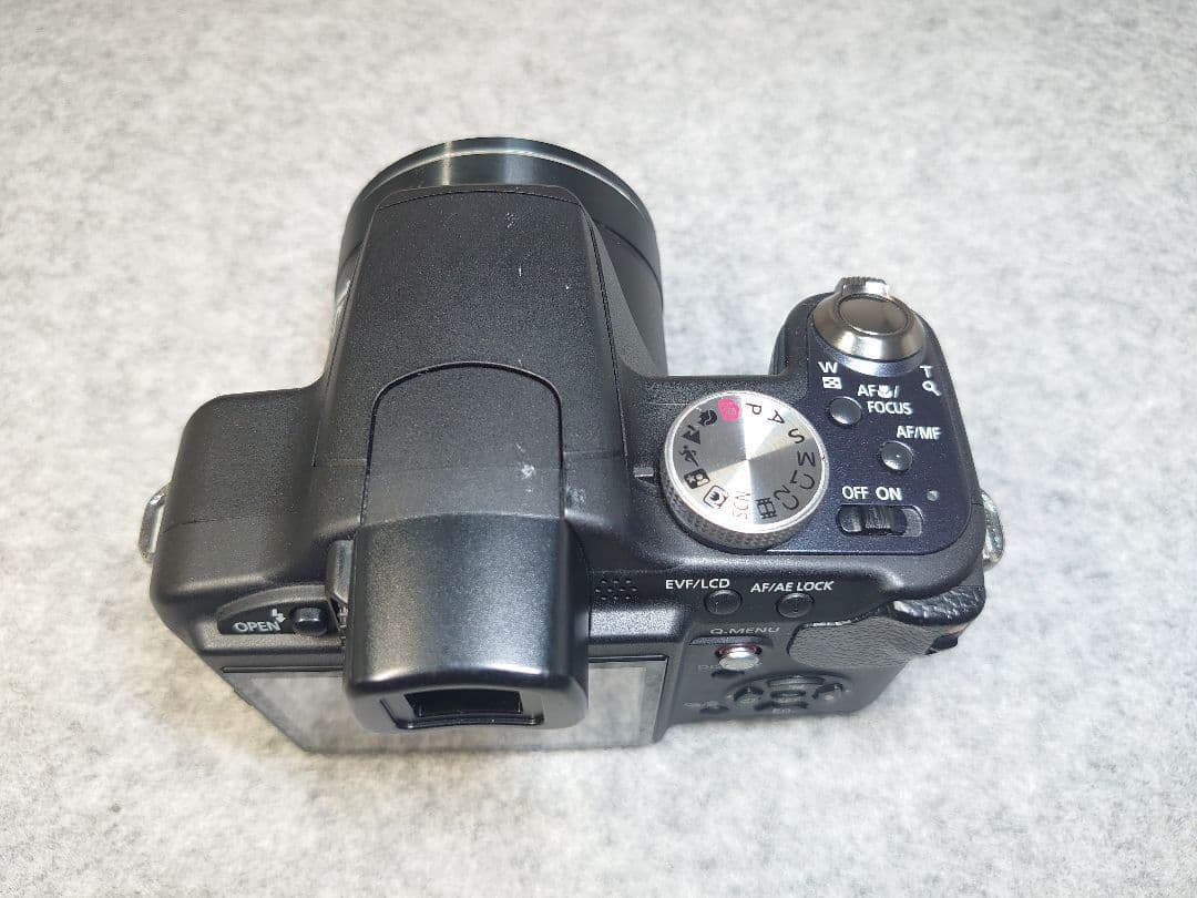 Panasonic LUMIX DMC-FZ28 コンデジ