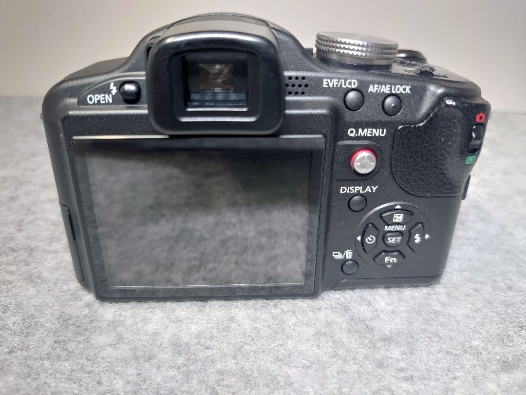 Panasonic LUMIX DMC-FZ28 コンデジ