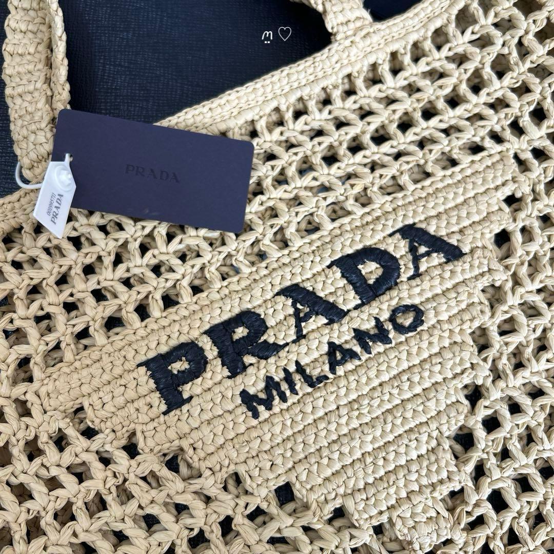 新品　PRADAプラダ　クロシェトートバッグ1BG393　カゴ　ラフィア　現行品