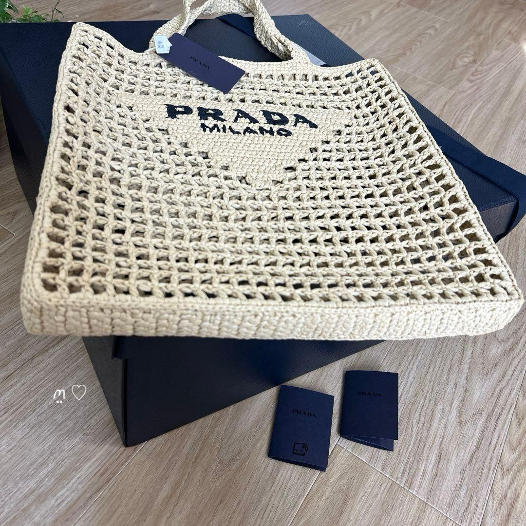 新品　PRADAプラダ　クロシェトートバッグ1BG393　カゴ　ラフィア　現行品