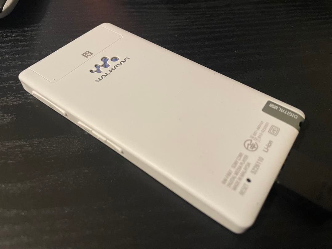 Sony Walkman NW-F887 ホワイト 充電ケーブル付き